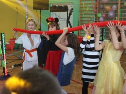 b_1024_768_0_00_images_2023_2024_WYDARZENIA_Choinka_418248058_840201211241162_1645244281877601109_n